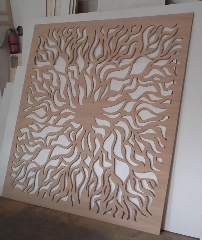 ažūras iš faneruoto MDF