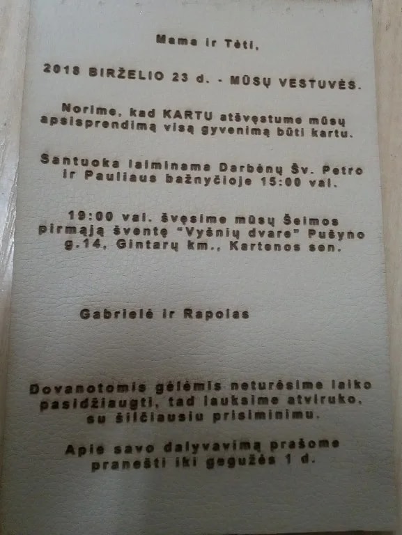Odos graviravimas, pakvietimai ant odos