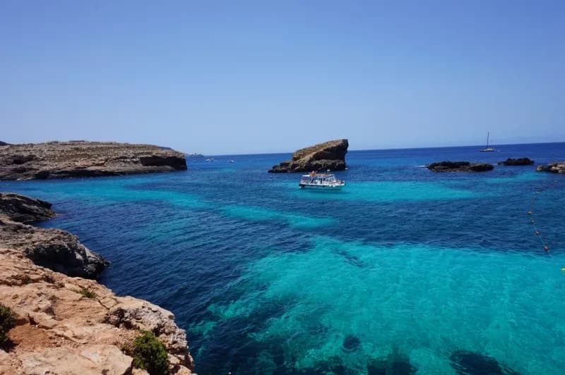 Blue Lagoon2